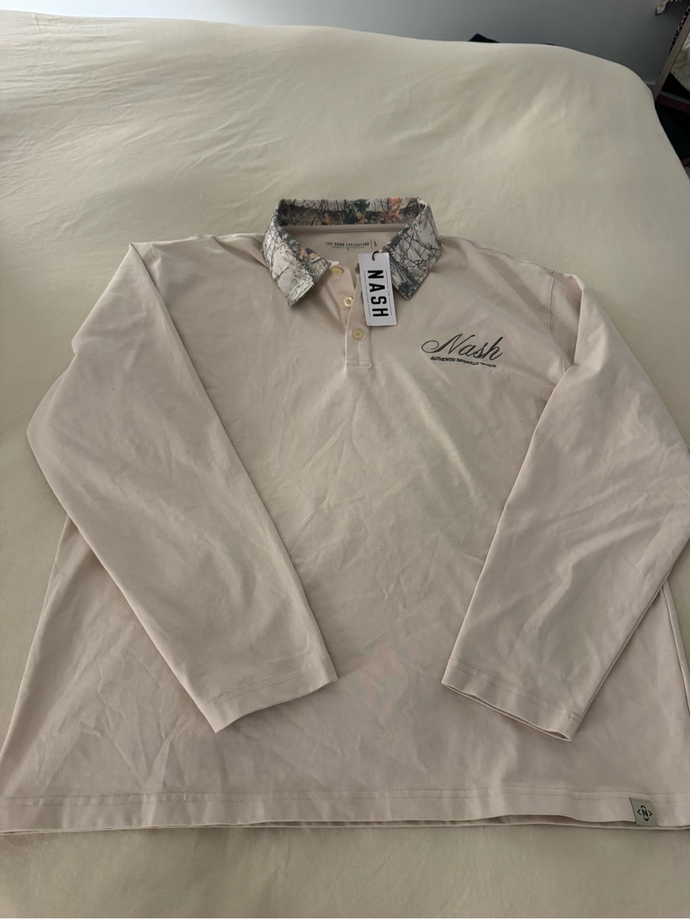 NWT Nash Men’s Long Sleeve Polo Shirt in Light Cream Size Large